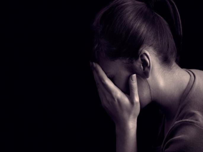 College girl raped by threatening to kill; 21-year-old murderer arrested | मारण्याची धमकी देत महाविद्यालयीन तरुणीवर बलात्कार; 21 वर्षीय नराधमाला अटक College girl raped by threatening to kill; 21-year-old murderer arrested | मारण्याची धमकी देत महाविद्यालयीन तरुणीवर बलात्कार; 21 वर्षीय नराधमाला अटक