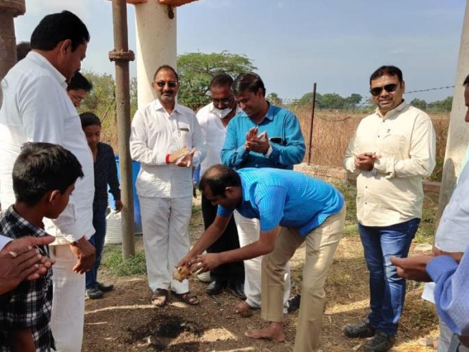 After many years of waiting, the water problem of Dhomane village will be solved | अनेक वर्षांच्या प्रतिक्षेनंतर ढोमणे गावाचा पाणीप्रश्न मिटणार After many years of waiting, the water problem of Dhomane village will be solved | अनेक वर्षांच्या प्रतिक्षेनंतर ढोमणे गावाचा पाणीप्रश्न मिटणार