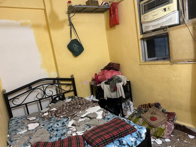 couple injured by falling ceiling plaster incident in rabodi thane | छताचे प्लास्टर पडून दाम्पत्य जखमी; राबोडीतील घटना couple injured by falling ceiling plaster incident in rabodi thane | छताचे प्लास्टर पडून दाम्पत्य जखमी; राबोडीतील घटना