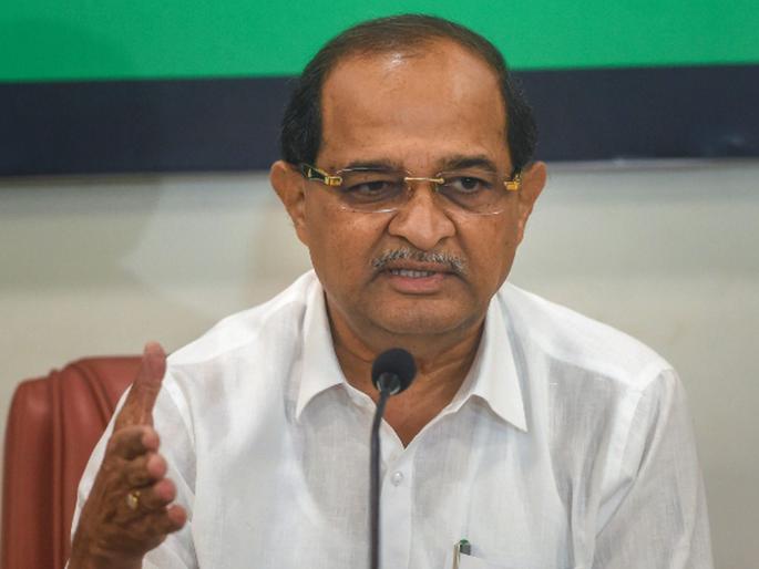 Radhakrishna Vikhee, who did not propagate her own party, is the first leader of the Opposition! | स्वत:च्या पक्षाचा प्रचार न करणारे राधाकृष्ण विखे हे पहिले विरोधी पक्षनेते! Radhakrishna Vikhee, who did not propagate her own party, is the first leader of the Opposition! | स्वत:च्या पक्षाचा प्रचार न करणारे राधाकृष्ण विखे हे पहिले विरोधी पक्षनेते!