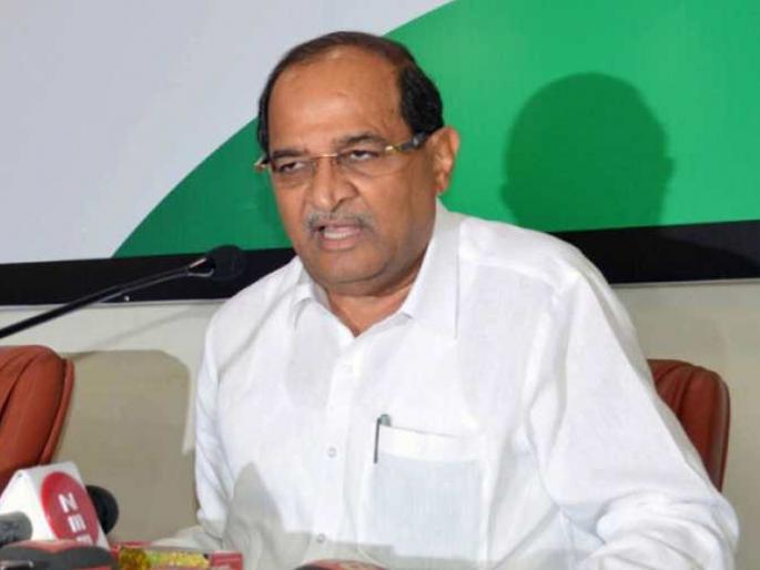 radhakrishna vikhe patil and four congress mlas likely to join bjp | काँग्रेसला आणखी धक्के बसणार?; विखे पाटलांसह चार आमदार पक्षाचा 'हात' सोडणार? radhakrishna vikhe patil and four congress mlas likely to join bjp | काँग्रेसला आणखी धक्के बसणार?; विखे पाटलांसह चार आमदार पक्षाचा 'हात' सोडणार?