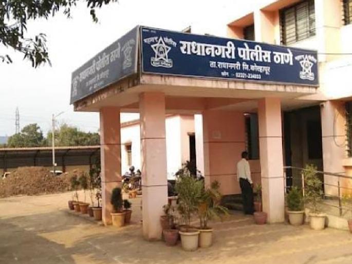 Gambling den raided in Dajipur Kolhapur; 13 lakhs worth seized | Kolhapur: दाजीपुरात जुगार अड्ड्यावर छापा; १३ लाखांचा मुद्देमाल जप्त Gambling den raided in Dajipur Kolhapur; 13 lakhs worth seized | Kolhapur: दाजीपुरात जुगार अड्ड्यावर छापा; १३ लाखांचा मुद्देमाल जप्त