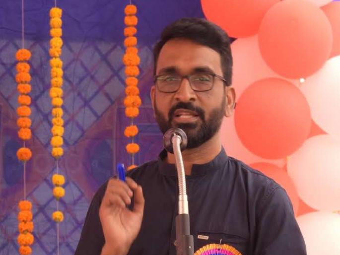 The struggle for social justice and the need for intellectual leadership says Radheshyam Jadhav | Kolhapur: स्वार्थी, बुद्धिजीवी वर्गामुळे देशात क्रांती अशक्य - राधेश्याम जाधव The struggle for social justice and the need for intellectual leadership says Radheshyam Jadhav | Kolhapur: स्वार्थी, बुद्धिजीवी वर्गामुळे देशात क्रांती अशक्य - राधेश्याम जाधव