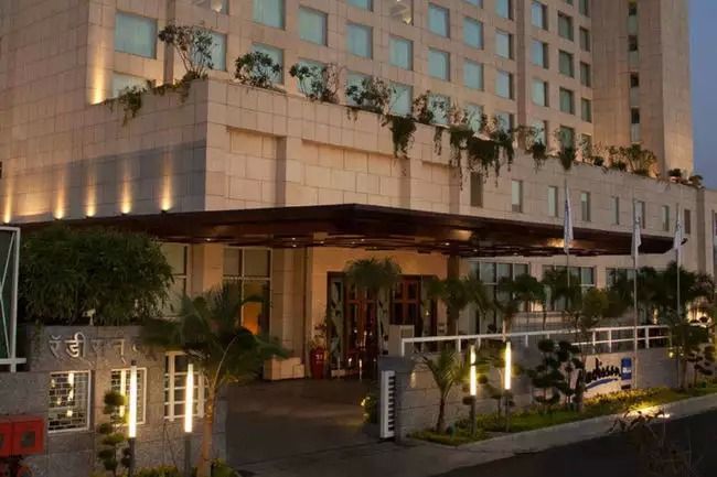 Sex worker in Kolkata set free: Chhatisgarh's Maya,s network busted | कोलकाता येथील सेक्स वर्करला सोडले : छत्तीसगडच्या मायाचे जाल उघड Sex worker in Kolkata set free: Chhatisgarh's Maya,s network busted | कोलकाता येथील सेक्स वर्करला सोडले : छत्तीसगडच्या मायाचे जाल उघड