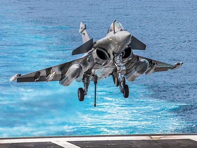 Navy will also get the power of Rafale! Rs 64,000 crore deal approved, how many aircraft will arrive and by when... | नौदलालाही राफेलची ताकद मिळणार! ६४००० कोटींच्या डीलला मंजुरी, किती विमाने अन् कधीपर्यंत येणार... Navy will also get the power of Rafale! Rs 64,000 crore deal approved, how many aircraft will arrive and by when... | नौदलालाही राफेलची ताकद मिळणार! ६४००० कोटींच्या डीलला मंजुरी, किती विमाने अन् कधीपर्यंत येणार...