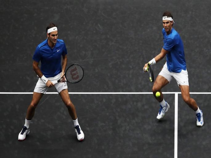 Laver Cup 2017: Tennis player Roger Federer and Rafael Nadal won | Laver Cup 2017: टेनिसपटू रॉजर फेडरर आणि राफेल नदाल विजयी Laver Cup 2017: Tennis player Roger Federer and Rafael Nadal won | Laver Cup 2017: टेनिसपटू रॉजर फेडरर आणि राफेल नदाल विजयी