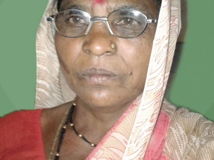 Rahibai Popere, an ideal farmer award in Kobhalane | कोंभाळणे येथील राहीबाई पोपेरे यांना आदर्श शेतकरी पुरस्कार Rahibai Popere, an ideal farmer award in Kobhalane | कोंभाळणे येथील राहीबाई पोपेरे यांना आदर्श शेतकरी पुरस्कार