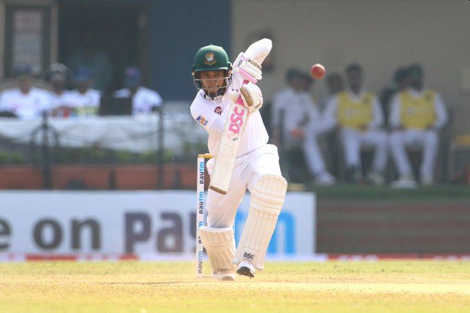 India Vs Bangladesh, 1st Test: Mushfiqur's obstacle in India's victory | India Vs Bangladesh, 1st Test : भारताच्या विजयाच्या मार्गात 'पराक्रमी' मुशफिकरचा अडसर