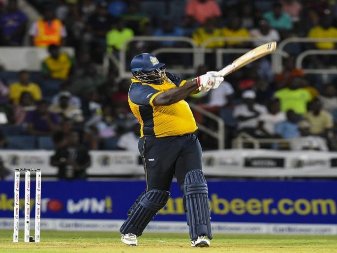 CPL 2019: CPL 2019 : Outstanding hitting from the big man Rahkeem Cornwall, Smash 75 run in just 30 balls | CPL 2019 : 140 किलोच्या कोर्नवॉलची 'वजन'दार कामगिरी; 250च्या स्ट्राईक रेटनं दे दणादण!
