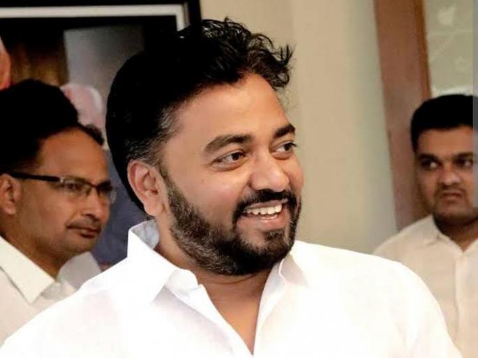 MLA Prakash Awade announced that Rahul Awade contests for Assembly from Ichalkaranji | इचलकरंजीतून विधानसभेसाठी राहुल आवाडे रिंगणात, आमदार प्रकाश आवाडे यांची घोषणा MLA Prakash Awade announced that Rahul Awade contests for Assembly from Ichalkaranji | इचलकरंजीतून विधानसभेसाठी राहुल आवाडे रिंगणात, आमदार प्रकाश आवाडे यांची घोषणा