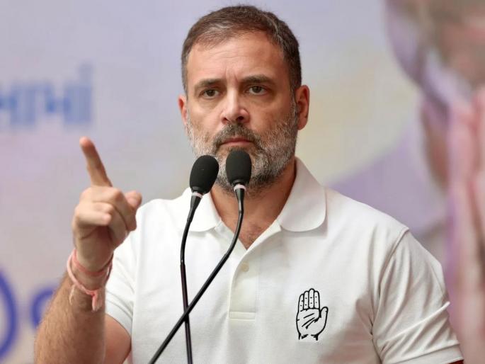 The central government insulted Manmohan Singh Opposition leader Rahul Gandhi alleges | मनमोहनसिंग यांचा केंद्र सरकारने केला अपमान; विरोधी पक्षनेते राहुल गांधी यांचा आरोप The central government insulted Manmohan Singh Opposition leader Rahul Gandhi alleges | मनमोहनसिंग यांचा केंद्र सरकारने केला अपमान; विरोधी पक्षनेते राहुल गांधी यांचा आरोप