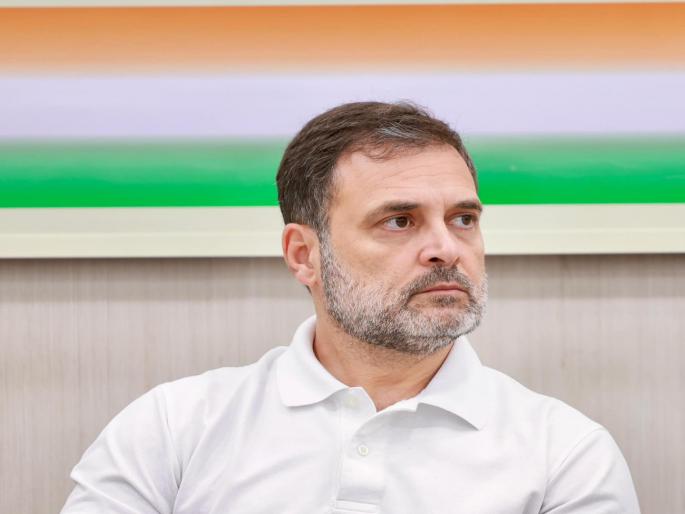 Defamatory statement about Savarkar; Rahul Gandhi finally appears before the court, granted bail | Rahul Gandhi: सावरकरांबाबत बदनामीकारक वक्तव्य; अखेर राहुल गांधी हे कोर्टासमोर हजर, जामीन मंजूर Defamatory statement about Savarkar; Rahul Gandhi finally appears before the court, granted bail | Rahul Gandhi: सावरकरांबाबत बदनामीकारक वक्तव्य; अखेर राहुल गांधी हे कोर्टासमोर हजर, जामीन मंजूर