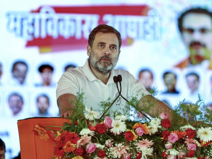 maharashtra assembly vidhan sabha election 2024 The government stolen because Modi, shah wanted to give Dharavi land to Adani; Rahul Gandhi accuses BJP | धारावीची जमीन अदानींना द्यायची होती म्हणून सरकार चोरले; राहुल गांधींचा भाजपवर आरोप maharashtra assembly vidhan sabha election 2024 The government stolen because Modi, shah wanted to give Dharavi land to Adani; Rahul Gandhi accuses BJP | धारावीची जमीन अदानींना द्यायची होती म्हणून सरकार चोरले; राहुल गांधींचा भाजपवर आरोप