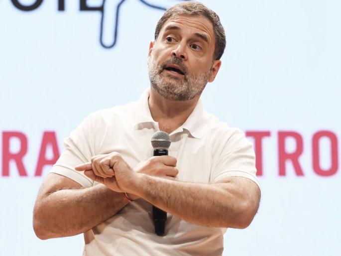 Rahul Gandhi's claim turned out to be true in fact check, same person votes in 4 places, same number | राहुल गांधींचा दावा फॅक्ट चेकमध्ये निघाला खरा, एकच व्यक्ती ४ ठिकाणी मतदार, नंबर सारखाच Rahul Gandhi's claim turned out to be true in fact check, same person votes in 4 places, same number | राहुल गांधींचा दावा फॅक्ट चेकमध्ये निघाला खरा, एकच व्यक्ती ४ ठिकाणी मतदार, नंबर सारखाच