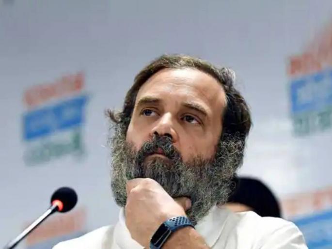 Devendra Fadnavis forgot the history that called independence hero Savarkar an apologist | स्वातंत्र्यवीर सावरकरांना माफीवीर म्हणणारे इतिहास विसरले- देवेंद्र फडणवीस Devendra Fadnavis forgot the history that called independence hero Savarkar an apologist | स्वातंत्र्यवीर सावरकरांना माफीवीर म्हणणारे इतिहास विसरले- देवेंद्र फडणवीस