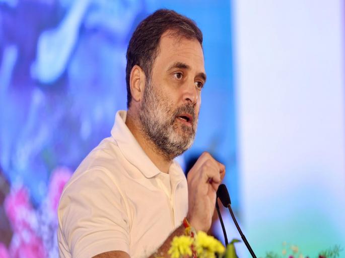 Maharashtra Assembly Election 2024 - RSS and BJP attack on Constitution, its not just book, they are attacking the voice of India - Congress MP Rahul Gandhi | "काहीही झालं तरी जातनिहाय जनगणना होणार अन् आरक्षणाची ५० टक्क्यांची मर्यादा हटवणारच" Maharashtra Assembly Election 2024 - RSS and BJP attack on Constitution, its not just book, they are attacking the voice of India - Congress MP Rahul Gandhi | "काहीही झालं तरी जातनिहाय जनगणना होणार अन् आरक्षणाची ५० टक्क्यांची मर्यादा हटवणारच"