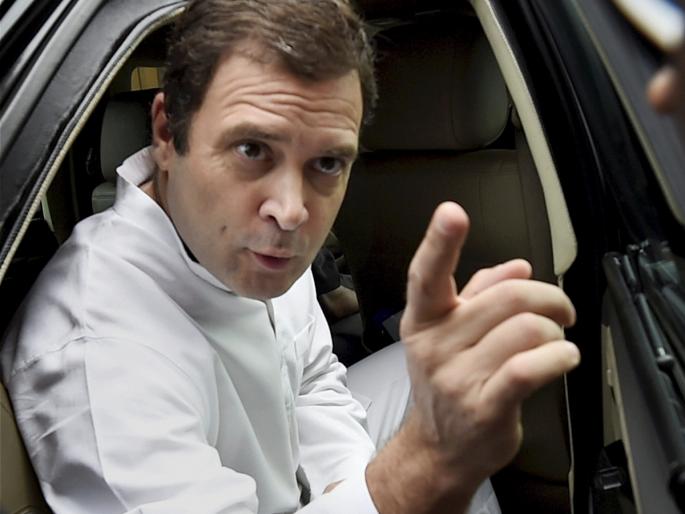  Rahul Gandhi tears up the BJP's tactic in Amethi | अमेठीत कोंडी करण्याचे भाजपचे डावपेच राहुल गांधींनी उधळले