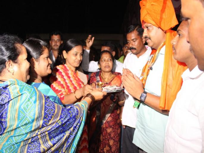 Maharashtra Election 2019 : No one is worth criticizing on Rahul Kul: Suresh Shelke | Maharashtra Election 2019 : राहुल कुल यांच्यावर टीका करण्याची कुणाची लायकी नाही : सुरेश शेळके Maharashtra Election 2019 : No one is worth criticizing on Rahul Kul: Suresh Shelke | Maharashtra Election 2019 : राहुल कुल यांच्यावर टीका करण्याची कुणाची लायकी नाही : सुरेश शेळके