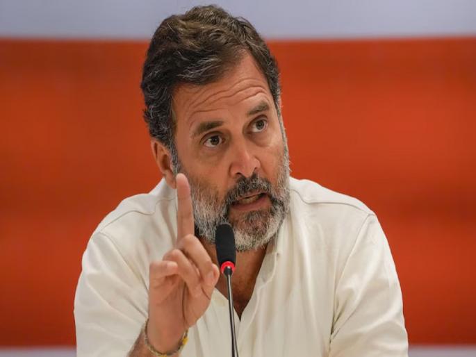 Controversial statements against Rahul Gandhi; Congress lodges complains | राहुल गांधी यांच्याविरोधात वादग्रस्त वक्तव्ये; काँग्रेस आरपारच्या भूमिकेत, कार्यकर्ते रस्त्यावर उतरले Controversial statements against Rahul Gandhi; Congress lodges complains | राहुल गांधी यांच्याविरोधात वादग्रस्त वक्तव्ये; काँग्रेस आरपारच्या भूमिकेत, कार्यकर्ते रस्त्यावर उतरले