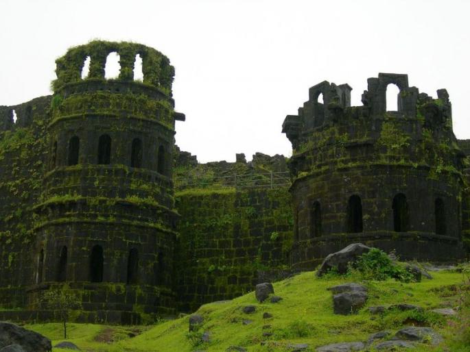 The development of Raigad fort will be done; Development Plan of 606 crores, 60 crores category- Tourism Minister Jaykumar Rawal | रायगड किल्ल्याचा सर्वांगिण विकास करणार; ६०६ कोटींचा विकास आराखडा, ६० कोटी वर्ग- पर्यटन मंत्री जयकुमार रावल