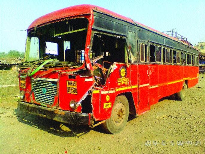 Nagothane - Roha bus Accident | नागोठणे - रोहा एसटीला अपघात