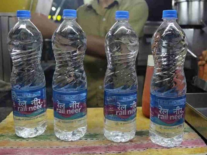 indian railways provide water relief to passengers from the beginning of navratri on rail neer price | नवरात्रीच्या सुरूवातीपासून भारतीय रेल्वेचा प्रवाशांना पाणीदार दिलासा indian railways provide water relief to passengers from the beginning of navratri on rail neer price | नवरात्रीच्या सुरूवातीपासून भारतीय रेल्वेचा प्रवाशांना पाणीदार दिलासा