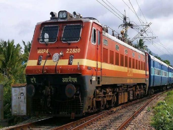 While six halts have been approved for summer special trains in Belgaum district, only two halts have been approved in Sangli district | बेळगाव जिल्ह्यात ६ थांबे अन् सांगली जिल्ह्यास ठेंगा; उन्हाळी विशेष रेल्वे गाड्यांच्या थांब्यावरून संताप While six halts have been approved for summer special trains in Belgaum district, only two halts have been approved in Sangli district | बेळगाव जिल्ह्यात ६ थांबे अन् सांगली जिल्ह्यास ठेंगा; उन्हाळी विशेष रेल्वे गाड्यांच्या थांब्यावरून संताप