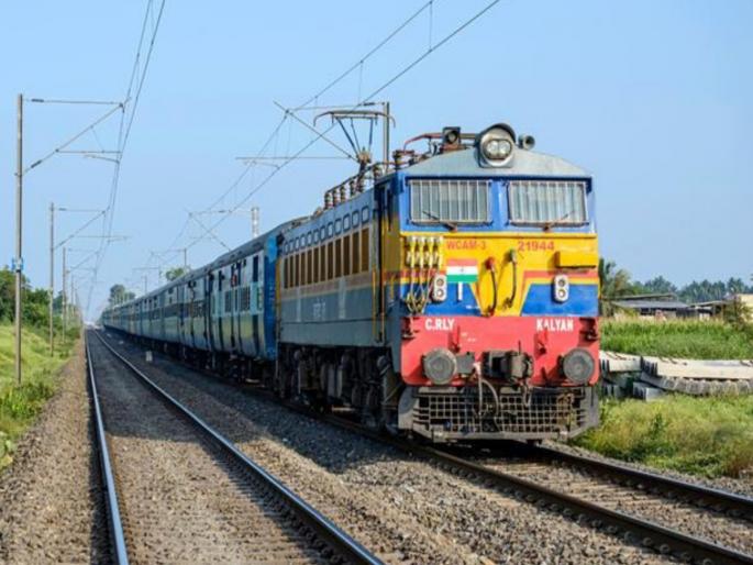 Special train approved for Delhi Literature Festival! 17 coaches with sleeper class facility | दिल्लीतील साहित्य संमेलनासाठी विशेष रेल्वे मंजूर! १७ डब्यांची स्लीपर क्लासची सोय Special train approved for Delhi Literature Festival! 17 coaches with sleeper class facility | दिल्लीतील साहित्य संमेलनासाठी विशेष रेल्वे मंजूर! १७ डब्यांची स्लीपर क्लासची सोय