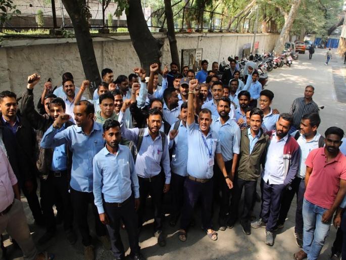 Find the missing loco pilot otherwise no train will run; Warning from NRMU Association | Pune | गायब लोको पायलट शोधा अन्यथा एकही रेल्वे चालू देणार नाही; NRMU संघटनेचा इशारा Find the missing loco pilot otherwise no train will run; Warning from NRMU Association | Pune | गायब लोको पायलट शोधा अन्यथा एकही रेल्वे चालू देणार नाही; NRMU संघटनेचा इशारा