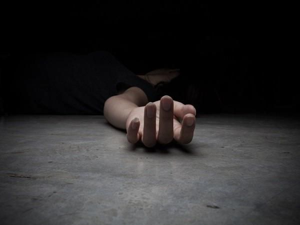 Mentally retarded student dies in Nagpur railway dashed | नागपुरात रेल्वेच्या धडकेत गतिमंद विद्यार्थिनीचा मृत्यू Mentally retarded student dies in Nagpur railway dashed | नागपुरात रेल्वेच्या धडकेत गतिमंद विद्यार्थिनीचा मृत्यू