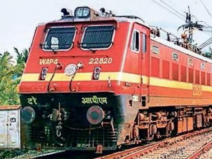 Trains canceled for doubling on Miraj-Londha railway line, Railway passengers will be inconvenienced, Changes in the route of trains | रेल्वे प्रवाशांची गैरसोय होणार, मिरज-लोंढा मार्गावरील गाड्या रद्द; 'या' गाड्यांच्या मार्गात बदल Trains canceled for doubling on Miraj-Londha railway line, Railway passengers will be inconvenienced, Changes in the route of trains | रेल्वे प्रवाशांची गैरसोय होणार, मिरज-लोंढा मार्गावरील गाड्या रद्द; 'या' गाड्यांच्या मार्गात बदल