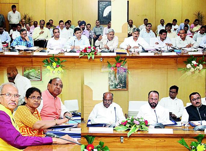 Start 'CCTV, Automatic Door System' in the train | रेल्वेगाड्यात ‘सीसीटीव्ही, आॅटोमॅटिक डोअर सिस्टिम’ सुरू करा