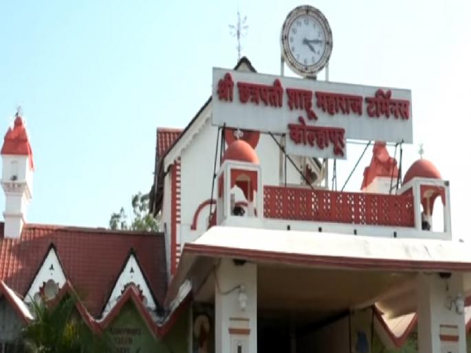 Rs 43 crore will be received for Kolhapur railway station, Maratha tourist train will start soon | कोल्हापूर रेल्वे स्थानकासाठी मिळणार ४३ कोटींचा निधी, लवकरच मराठा पर्यटन गाडी सुरू होणार  Rs 43 crore will be received for Kolhapur railway station, Maratha tourist train will start soon | कोल्हापूर रेल्वे स्थानकासाठी मिळणार ४३ कोटींचा निधी, लवकरच मराठा पर्यटन गाडी सुरू होणार