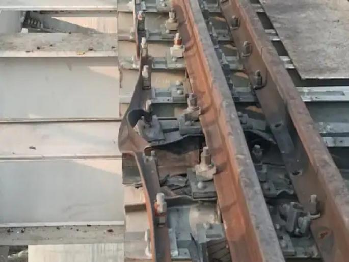 Big news Blast on railway tracks in Rajasthan Prime Minister Modi inaugurated 13 days ago | मोठी बातमी! राजस्थानमध्ये रेल्वे ट्रॅकवर स्फोट, १३ दिवसांपूर्वी पंतप्रधान मोदींनी केले होते उद्घाटन Big news Blast on railway tracks in Rajasthan Prime Minister Modi inaugurated 13 days ago | मोठी बातमी! राजस्थानमध्ये रेल्वे ट्रॅकवर स्फोट, १३ दिवसांपूर्वी पंतप्रधान मोदींनी केले होते उद्घाटन