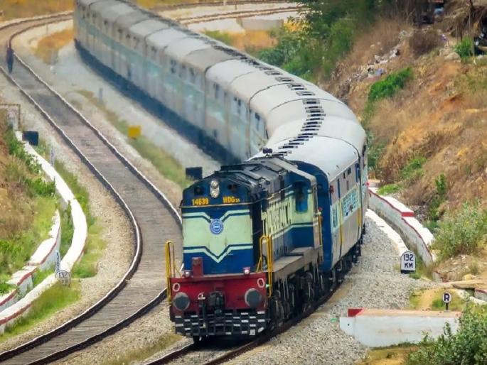 Railway: Megablock, 14 trains canceled between Pune-Lonavala on Sunday | Railway: पुणे-लोणावळा दरम्यान रविवारी मेगाब्लॉक, १४ रेल्वेगाड्या रद्द Railway: Megablock, 14 trains canceled between Pune-Lonavala on Sunday | Railway: पुणे-लोणावळा दरम्यान रविवारी मेगाब्लॉक, १४ रेल्वेगाड्या रद्द