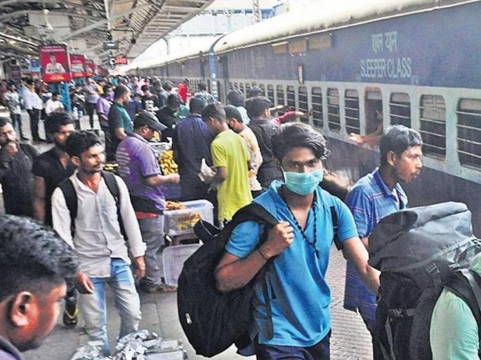 No Mask: Passengers will be fined Rs 500 for traveling by train without a mask | No Mask: रेल्वेतून विनामास्क प्रवास केल्यास प्रवाशांना ठोठावणार ५०० रुपये दंड No Mask: Passengers will be fined Rs 500 for traveling by train without a mask | No Mask: रेल्वेतून विनामास्क प्रवास केल्यास प्रवाशांना ठोठावणार ५०० रुपये दंड