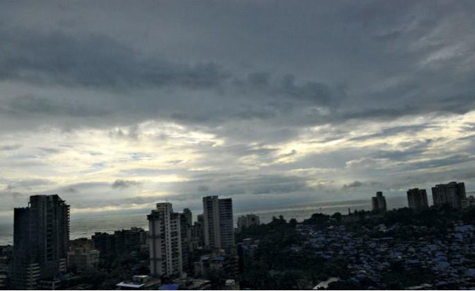 Favorable conditions for the monsoon rain will arrive 10 days before in kerla maharashtra says weather forecast | खुशखबर... यंदा मॉन्सून दहा दिवस आधीच येणार, राज्यात धाे-धाे बरसणार Favorable conditions for the monsoon rain will arrive 10 days before in kerla maharashtra says weather forecast | खुशखबर... यंदा मॉन्सून दहा दिवस आधीच येणार, राज्यात धाे-धाे बरसणार