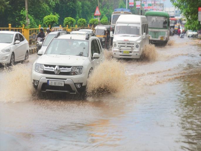 Aurangabad district receives 20 percent less rainfall | औरंगाबाद जिल्ह्यात २० टक्के पावसाची तूट Aurangabad district receives 20 percent less rainfall | औरंगाबाद जिल्ह्यात २० टक्के पावसाची तूट