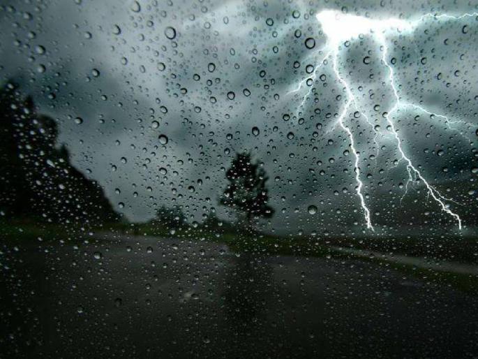 Heavy rains in Beed district rivers and streams overflow; Terrible incident of six people getting stuck in a jeep | बीड जिल्ह्यात मुसळधार पाऊस, नद्या-नाले तुडुंब; जीप वाहून सहा जण अडकल्याची भीषण घटना Heavy rains in Beed district rivers and streams overflow; Terrible incident of six people getting stuck in a jeep | बीड जिल्ह्यात मुसळधार पाऊस, नद्या-नाले तुडुंब; जीप वाहून सहा जण अडकल्याची भीषण घटना