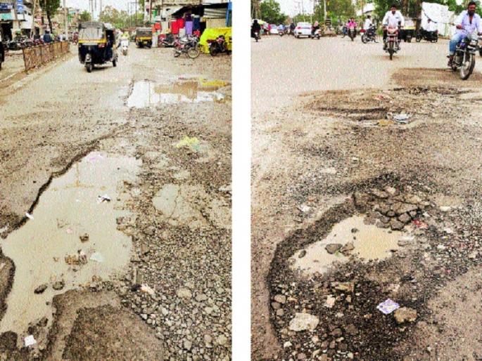 Aurangabad opens its brass with large rains; The pits fell on the ground | मोठ्या पावसाने औरंगाबाद मनपाचे पितळ उघडे; जिकडेतिकडे पडले खड्डे