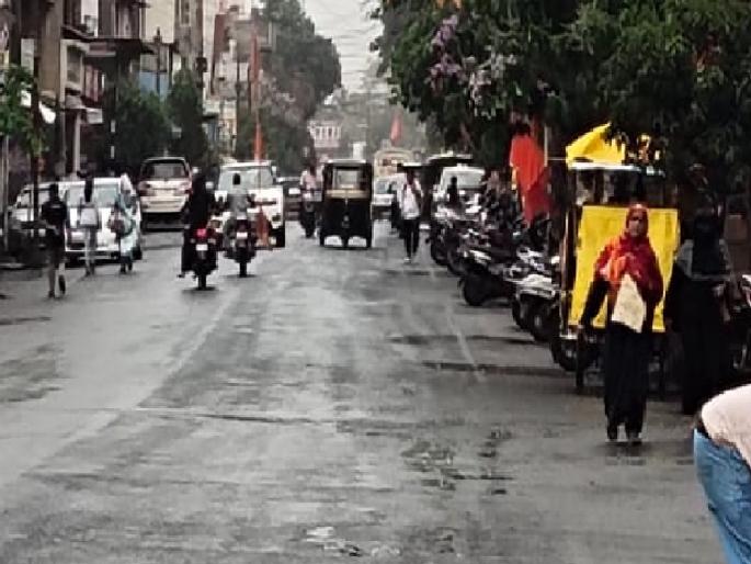 Presence of unseasonal rains in Satara district | सातारा जिल्ह्यात अवकाळी पावसाची हजेरी, उकाड्यापासून नागरिकांना काहीसा दिलासा Presence of unseasonal rains in Satara district | सातारा जिल्ह्यात अवकाळी पावसाची हजेरी, उकाड्यापासून नागरिकांना काहीसा दिलासा