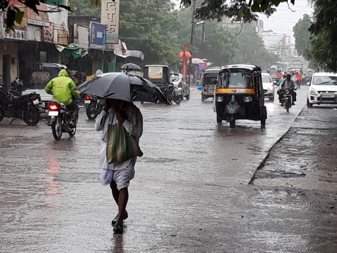 Inundation of Nullahs in Parbhani District by heavy rains | मुसळधार पावसाने परभणी जिल्ह्यातील ओढ्या-नाल्यांना पाण Inundation of Nullahs in Parbhani District by heavy rains | मुसळधार पावसाने परभणी जिल्ह्यातील ओढ्या-नाल्यांना पाण