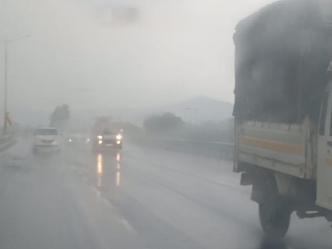 Unseasonal rains in wai, Jawli taluka of Satara district | Satara: वाई, जावळी तालुक्याला अवकाळीने झोडपले Unseasonal rains in wai, Jawli taluka of Satara district | Satara: वाई, जावळी तालुक्याला अवकाळीने झोडपले