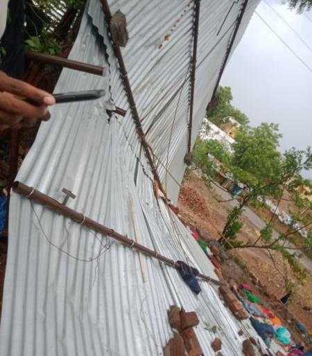 Rain with storm in Nagpur district; One died due to lightning | नागपूर जिल्ह्यात वादळासह पाऊस; वीज पडून एकाचा मृत्यू Rain with storm in Nagpur district; One died due to lightning | नागपूर जिल्ह्यात वादळासह पाऊस; वीज पडून एकाचा मृत्यू