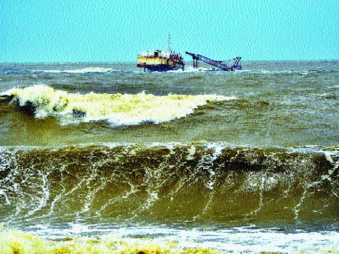 Heavy rains in Kerala; 11 Death | केरळमध्ये मुसळधार पावसाचा तडाखा; ११ बळी Heavy rains in Kerala; 11 Death | केरळमध्ये मुसळधार पावसाचा तडाखा; ११ बळी