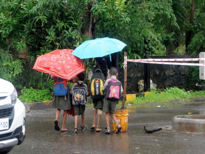 Spread the pavana in the city after a week | आठवडाभरानंतर शहरात पावासाचा शिडकावा