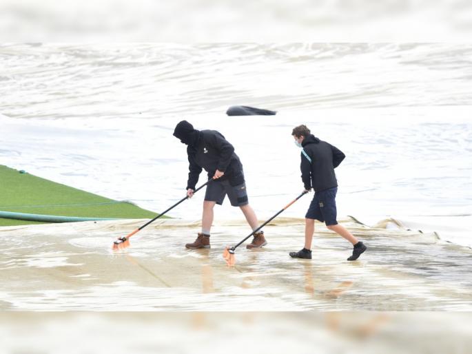 WTC final 2021 Ind vs NZ Test : Umpires will have an inspection at 7.30 pm IST at Southampton  | WTC Final 2021 IND vs NZ : मोठी अपडेट; आजचा खेळ होणार की नाही?, बीसीसीआयनं दिली Big Breaking! 