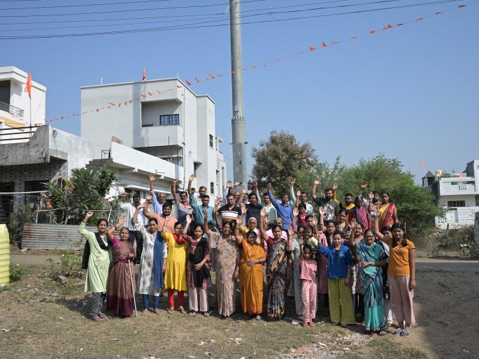 arbitrary start of mobile tower in the face of opposition of chikhli residents | चिखलीवासीयांचा विराेध असताना माेबाइल टाॅवर सुरू करण्याची मनमानी arbitrary start of mobile tower in the face of opposition of chikhli residents | चिखलीवासीयांचा विराेध असताना माेबाइल टाॅवर सुरू करण्याची मनमानी