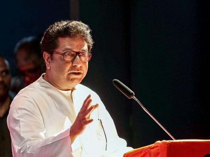 "Uddhav Thackeray does not come out of history", Raj Thackeray's target; Criticizing the Chief Minister by mentioning 'Pushpa' | "उद्धव ठाकरे इतिहासातून बाहेरच येत नाहीत", राज ठाकरे यांचा निषाणा; ‘पुष्पा’ असा उल्लेख करत मुख्यमंत्र्यांवरही टीका "Uddhav Thackeray does not come out of history", Raj Thackeray's target; Criticizing the Chief Minister by mentioning 'Pushpa' | "उद्धव ठाकरे इतिहासातून बाहेरच येत नाहीत", राज ठाकरे यांचा निषाणा; ‘पुष्पा’ असा उल्लेख करत मुख्यमंत्र्यांवरही टीका