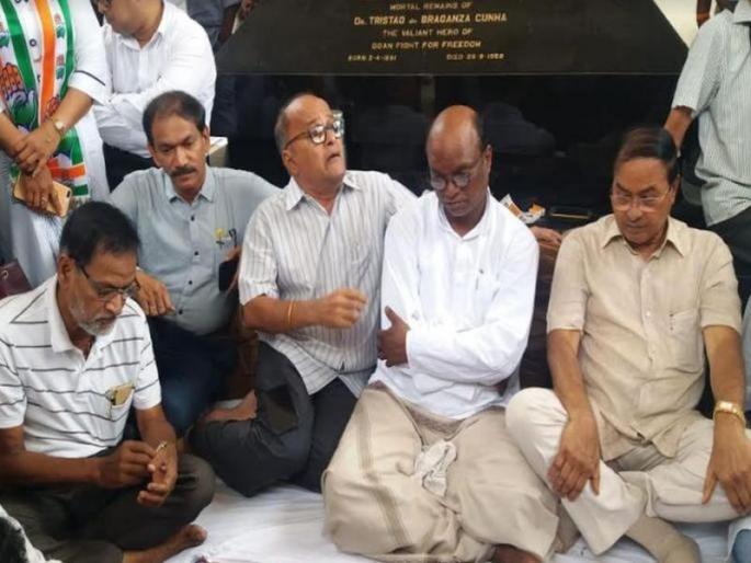 goa rti activist rajan ghate demands resignation cm manohar parrikar | मी उपोषण अजून सोडलेले नाही - राजन घाटे goa rti activist rajan ghate demands resignation cm manohar parrikar | मी उपोषण अजून सोडलेले नाही - राजन घाटे